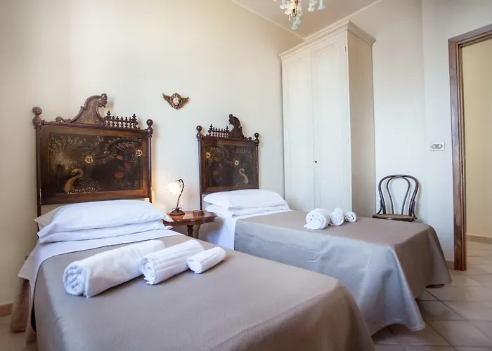 Skyline Appartament 陶尔米纳